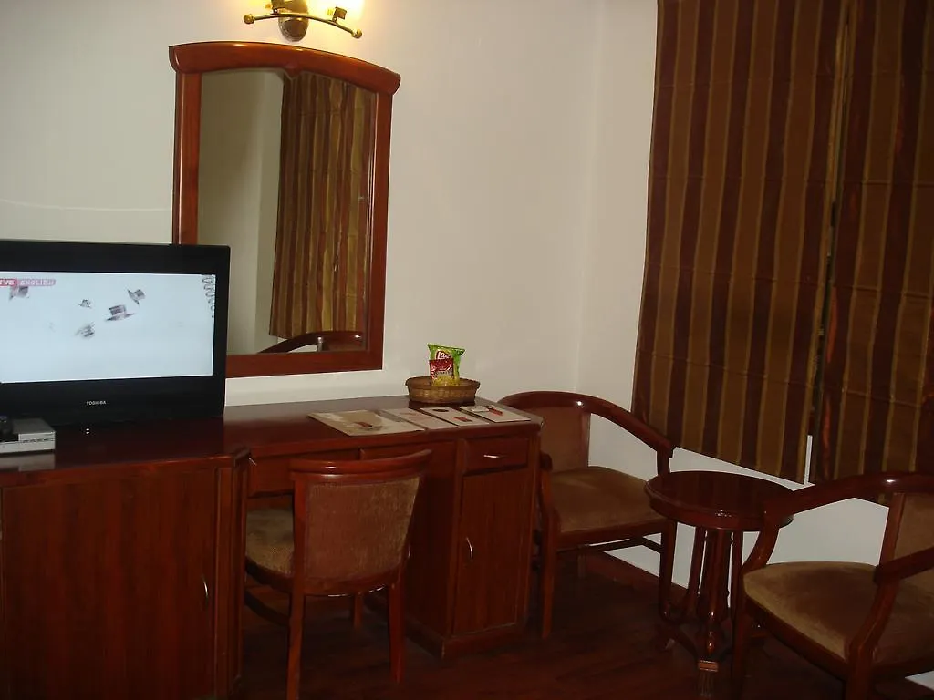 Szálloda J'S Inn Új-Delhi