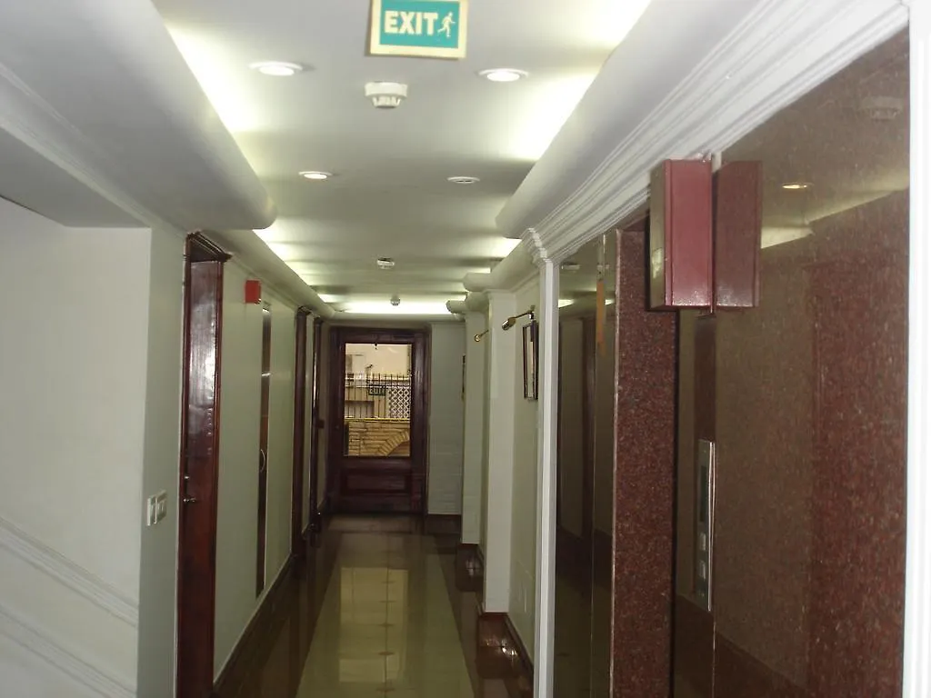 J'S Inn Új-Delhi